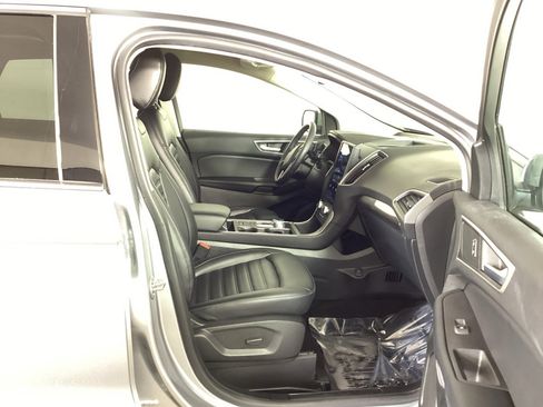 Used 2023 Ford Edge SEL w/ Convenience Package AWD/4WD image 10