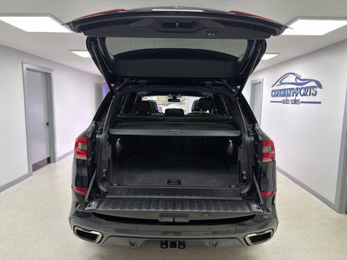 Used 2020 BMW X5 M50i AWD/4WD image 37