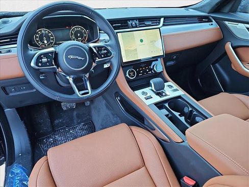 New 2025 Jaguar F-PACE R-Dynamic S image 16