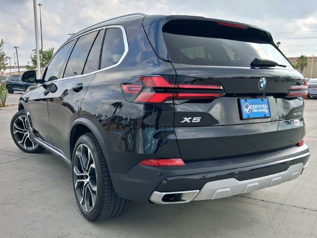 Used 2025 BMW X5 xDrive40i w/ Premium Package AWD/4WD image 5