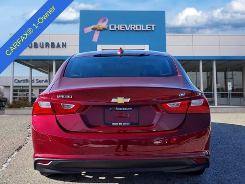 Used 2018 Chevrolet Malibu Hybrid w/ Leather Package image 7