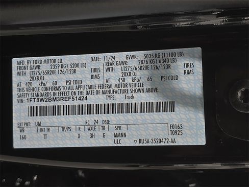 Used 2024 Ford F250 Limited w/ FX4 Off-Road Package image 32