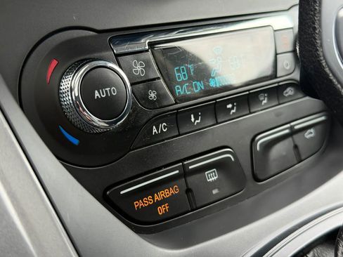 Used 2015 Ford Escape SE w/ Equipment Group 201A AWD/4WD image 36