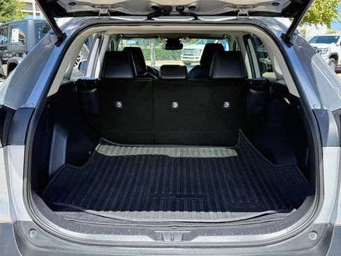 Used 2022 Toyota RAV4 XLE Premium FWD image 32