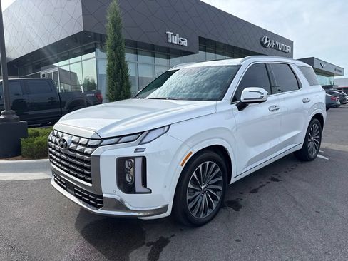 Certified 2024 Hyundai Palisade Calligraphy AWD/4WD image 2