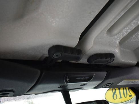 Used 2018 Jeep Wrangler Sport image 24