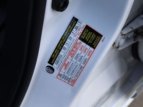 Used 2024 Nissan Versa SV FWD image 28