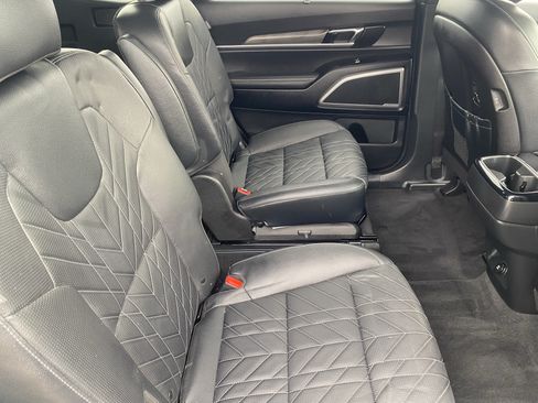 Used 2023 Kia Telluride EX X-Line AWD/4WD image 11