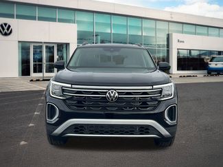 New 2026 Volkswagen Atlas Peak Edition video 2
