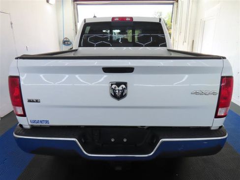 Used 2023 RAM 1500 Classic SLT w/ Trailer & Traction Group AWD/4WD image 5