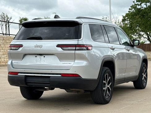 Used 2024 Jeep Grand Cherokee L Limited w/ Luxury Tech Group II image 8