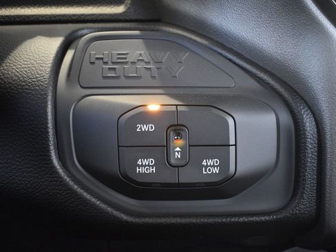 New 2026 RAM 2500 Big Horn AWD/4WD image 35