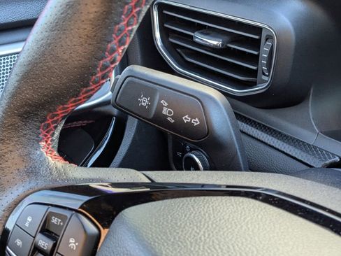 Used 2023 Ford Explorer ST-Line w/ Class IV Trailer Tow Package image 27