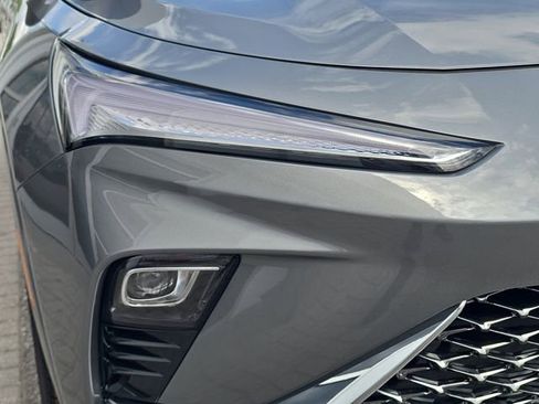 New 2026 Buick Envista Sport Touring FWD image 10