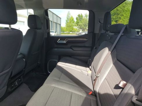 Used 2023 GMC Sierra 1500 Elevation image 11