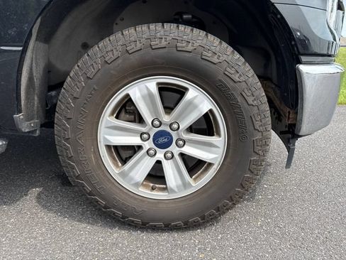 Used 2017 Ford F150 XLT w/ Equipment Group 301A Mid AWD/4WD image 11