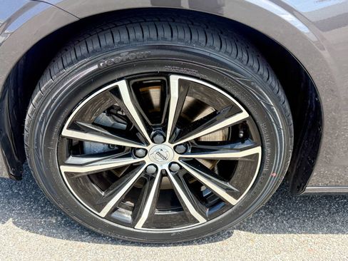 Used 2023 Volvo S60 T8 Plus AWD/4WD image 11