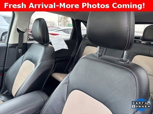 Used 2022 Ford Escape Titanium w/ Titanium Elite Package image 17