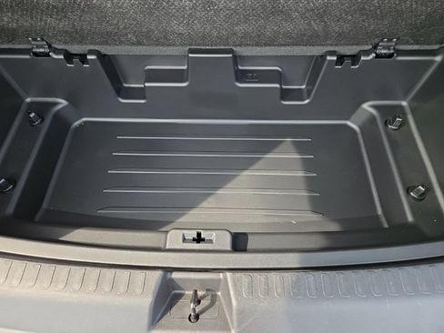 Certified 2026 Buick Enclave Sport Touring AWD/4WD image 11