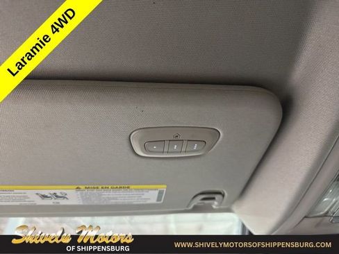 Used 2022 RAM 1500 Laramie AWD/4WD image 23
