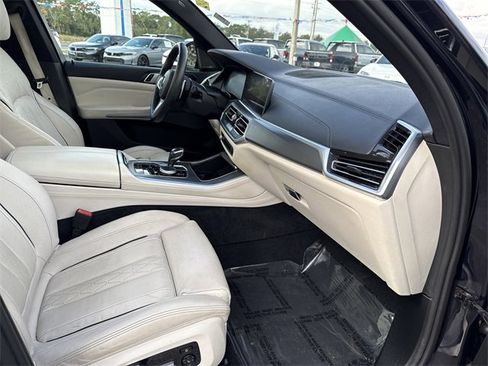 Used 2020 BMW X5 M50i w/ Premium Package image 15