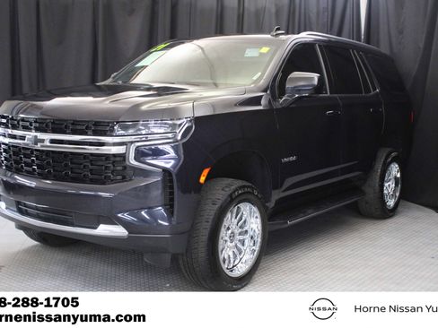 Used 2021 Chevrolet Tahoe LS RWD image 3