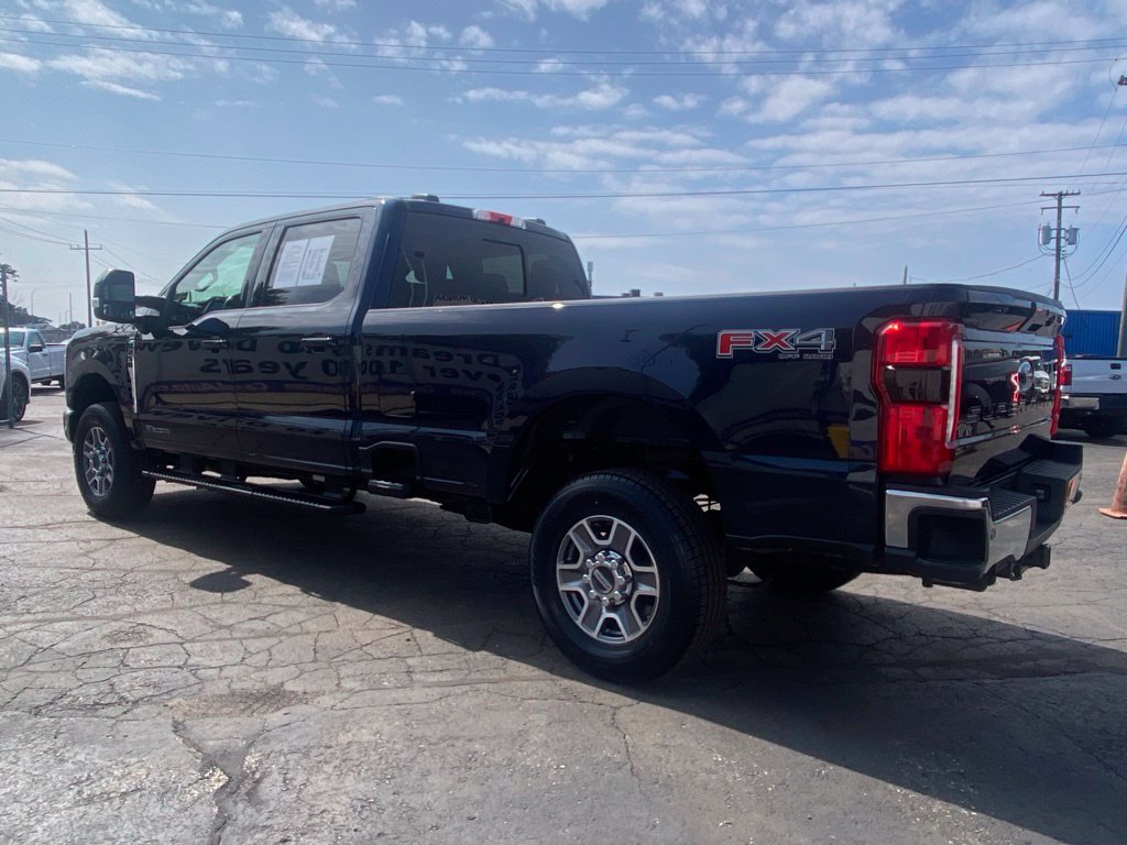 Used 2024 Ford F250 Lariat AWD/4WD image 7