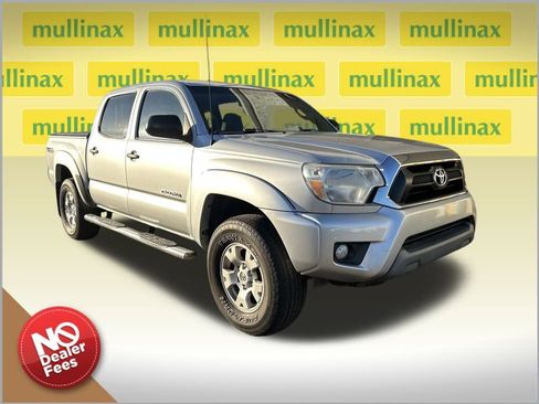 Used 2013 Toyota Tacoma PreRunner image 1