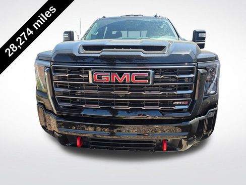Used 2025 GMC Sierra 2500 AT4 w/ AT4 Premium Plus Package AWD/4WD image 2