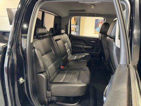 Used 2019 GMC Sierra 2500 Denali w/ Duramax Plus Package AWD/4WD image 14
