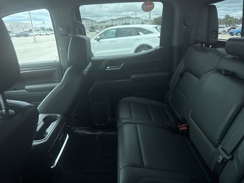 Used 2022 GMC Sierra 1500 SLT w/ SLT Premium Plus Package image 13