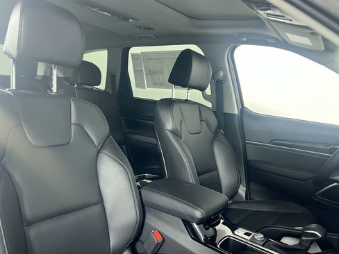 New 2025 Kia Telluride S image 31