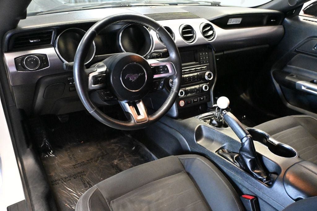 Used 2015 Ford Mustang GT RWD image 10