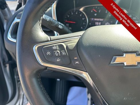 Used 2021 Chevrolet Equinox LT w/ Driver Convenience Package image 31