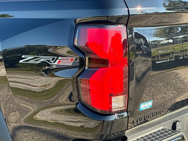 Used 2026 Chevrolet Colorado ZR2 w/ Technology Package AWD/4WD image 13