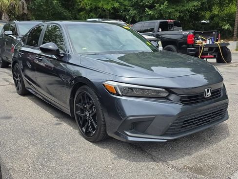 Used 2024 Honda Civic Sport image 3