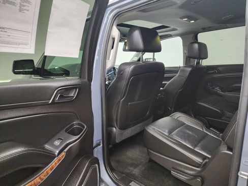 Used 2016 Chevrolet Suburban LTZ image 28