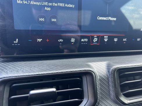 Used 2024 Ford Mustang Coupe image 23