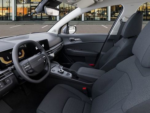 New 2026 Kia Sportage LX image 17