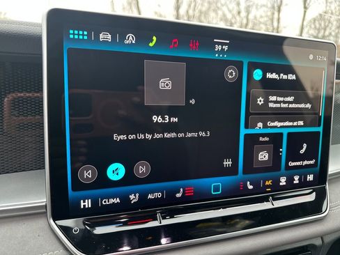 New 2026 Volkswagen Tiguan SE R-Line image 8