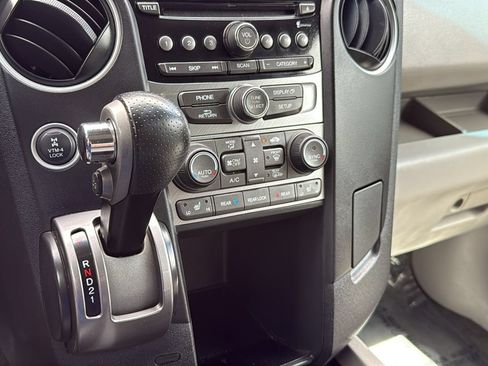 Used 2015 Honda Pilot EX-L image 27