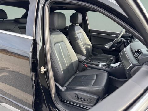 Used 2024 Audi Q3 2.0T Premium image 31