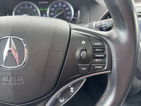 Used 2018 Acura MDX w/ Technology & Entertainment AWD/4WD image 22