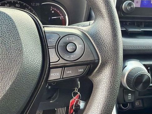 Used 2023 Toyota RAV4 LE image 34