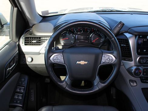 Used 2015 Chevrolet Tahoe LT RWD image 12
