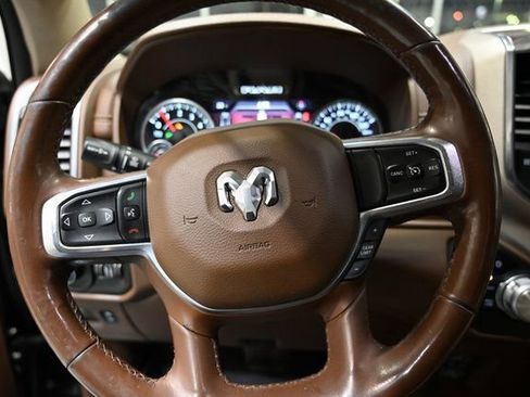 Used 2019 RAM 1500 Laramie image 22