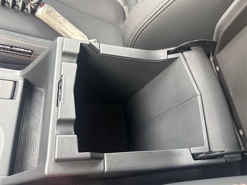 New 2025 Subaru Forester Touring image 39