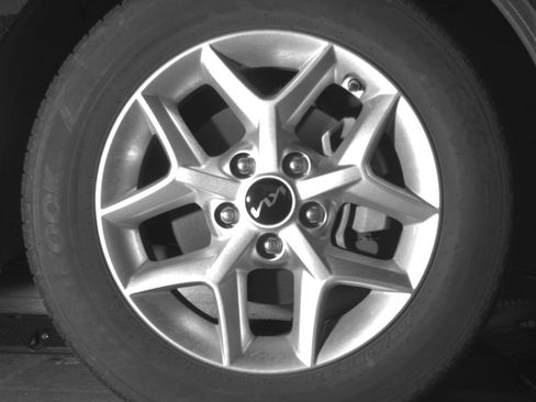 Used 2025 Kia Soul LX w/ LX Technology Package image 13