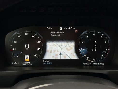 Used 2016 Volvo XC90 T6 Momentum AWD/4WD image 38