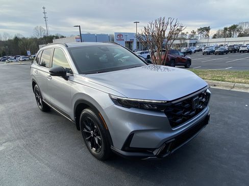 Used 2024 Honda CR-V Sport image 3